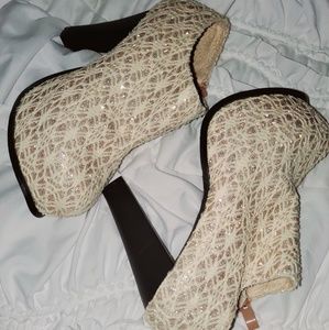Thick Heeled Booties